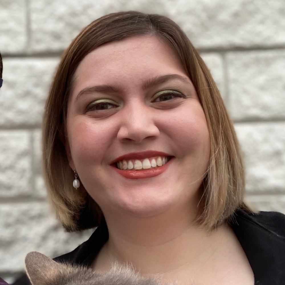 Meet your Posher, Abigail